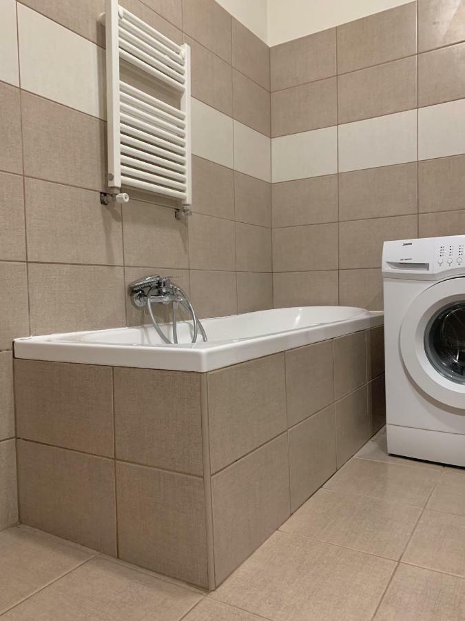 St. Peter Apartman Lejlighed Pécs Eksteriør billede